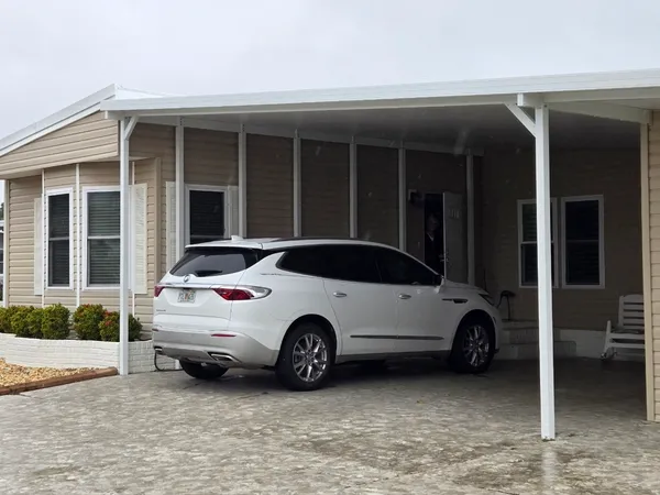 Roll Form gutters and fascia in pine lakes mobile home park